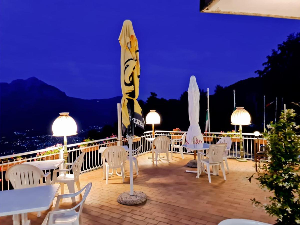 Locanda Mirabeau เบลลาโจ ภายนอก รูปภาพ