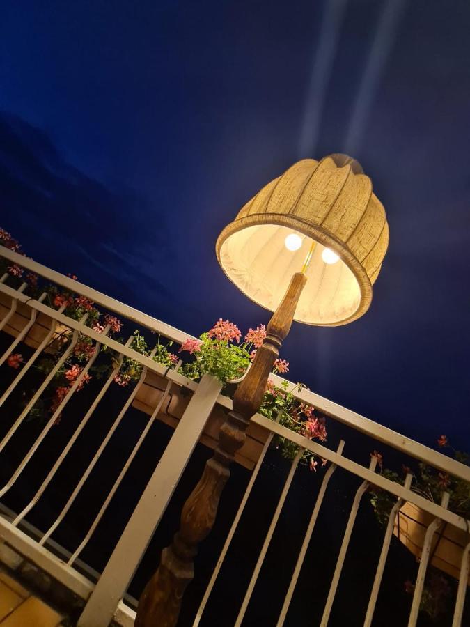 Locanda Mirabeau เบลลาโจ ภายนอก รูปภาพ